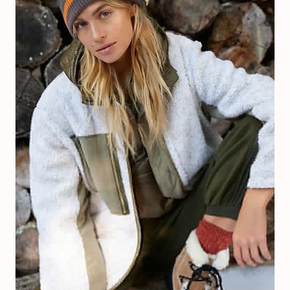 Free People Jackets & Blazers - Free people rivington Sherpa jacket medium